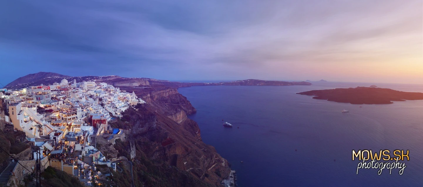 Večer na Santorini