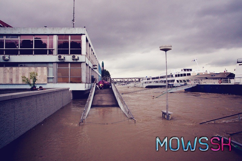 Osobný prístav Bratislave počas povodne