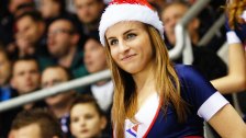 Angels Cheerleaders a hokejové momentky Slovan Bratislava cez objektív