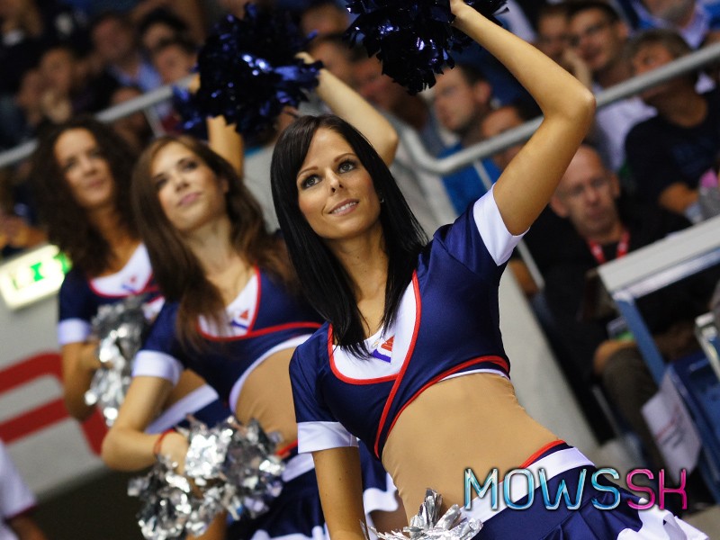 Sexy cheerleaderky HC Slovan