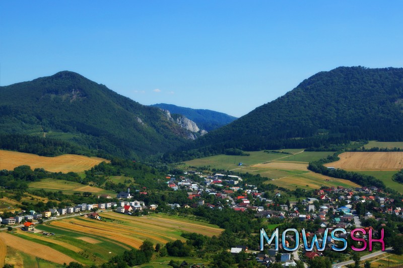 Považská Bystrica a pohľad na Manín