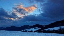 Z Upohlavu cez obec Udiča pod vrchol Klapy