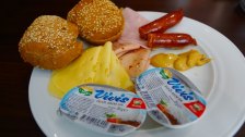 Pestré raňajky v hoteli Zora