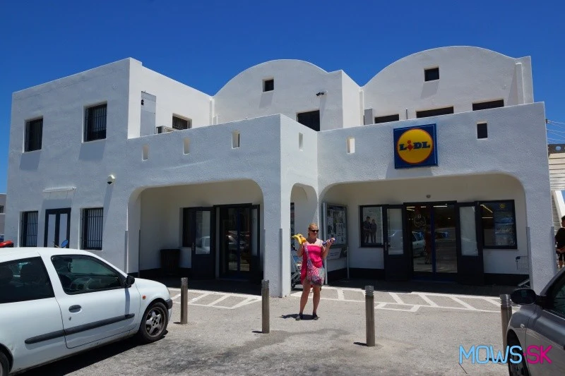 Potraviny a pekárne na Santorini
