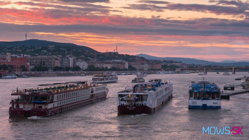Plavby loďou v Budapešti